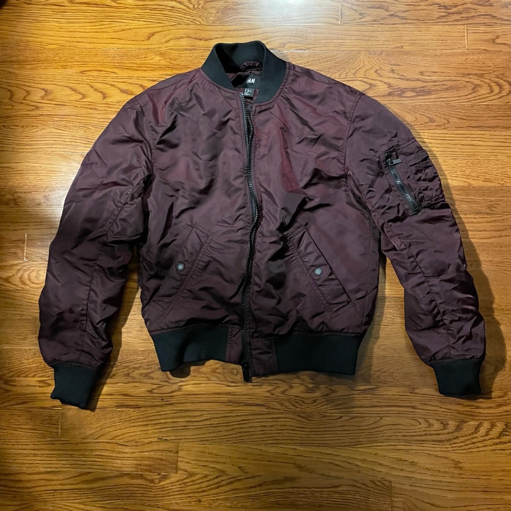 Men’s small burgundy H&M bomber jacket